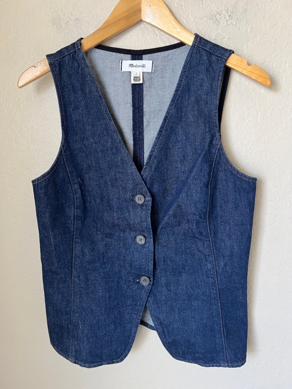 Madewell dark denim cutaway vest - Picture 2 of 9